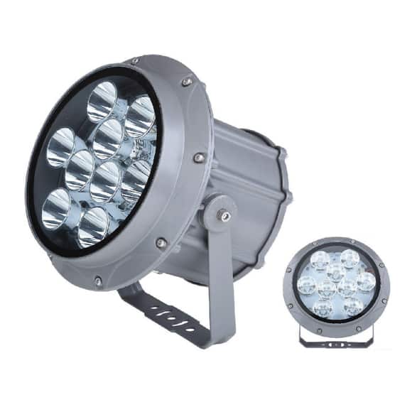 High-power flood lights for LED sports floodlighting